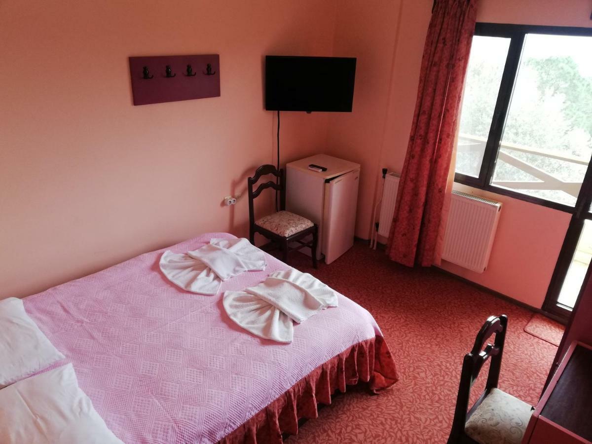 פוצ'ה Teras Motel מראה חיצוני תמונה