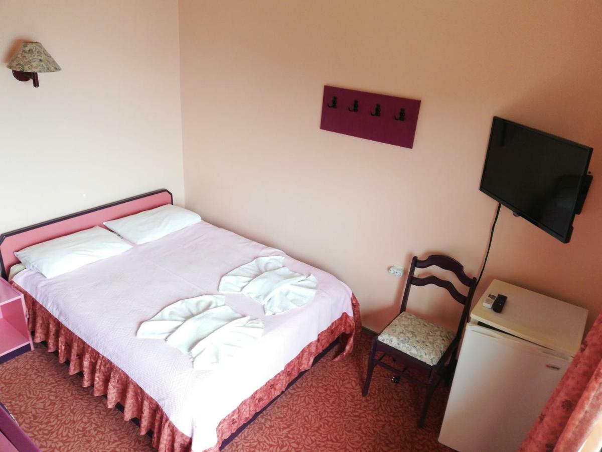 פוצ'ה Teras Motel מראה חיצוני תמונה