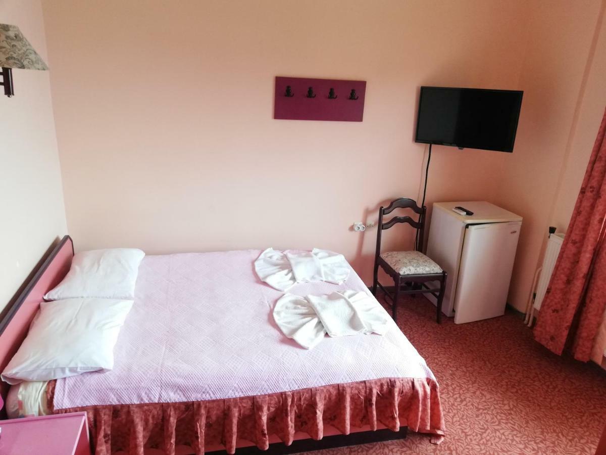 פוצ'ה Teras Motel מראה חיצוני תמונה