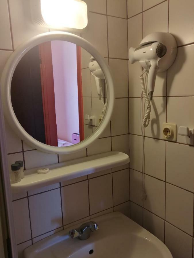 פוצ'ה Teras Motel מראה חיצוני תמונה