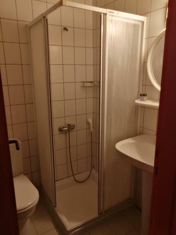 פוצ'ה Teras Motel מראה חיצוני תמונה